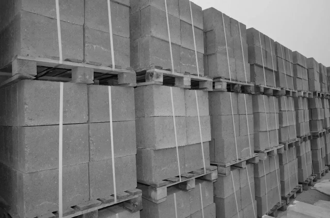 Ile bloczków betonowych na palecie - 48 czy 60? Sprawdź jak liczyć